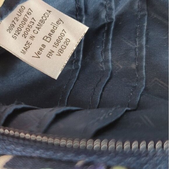 Vera Bradley RFID Mini Cell Phone Crossbody Bag Blue Island Medallion Zip NWT - Picture 10 of 12